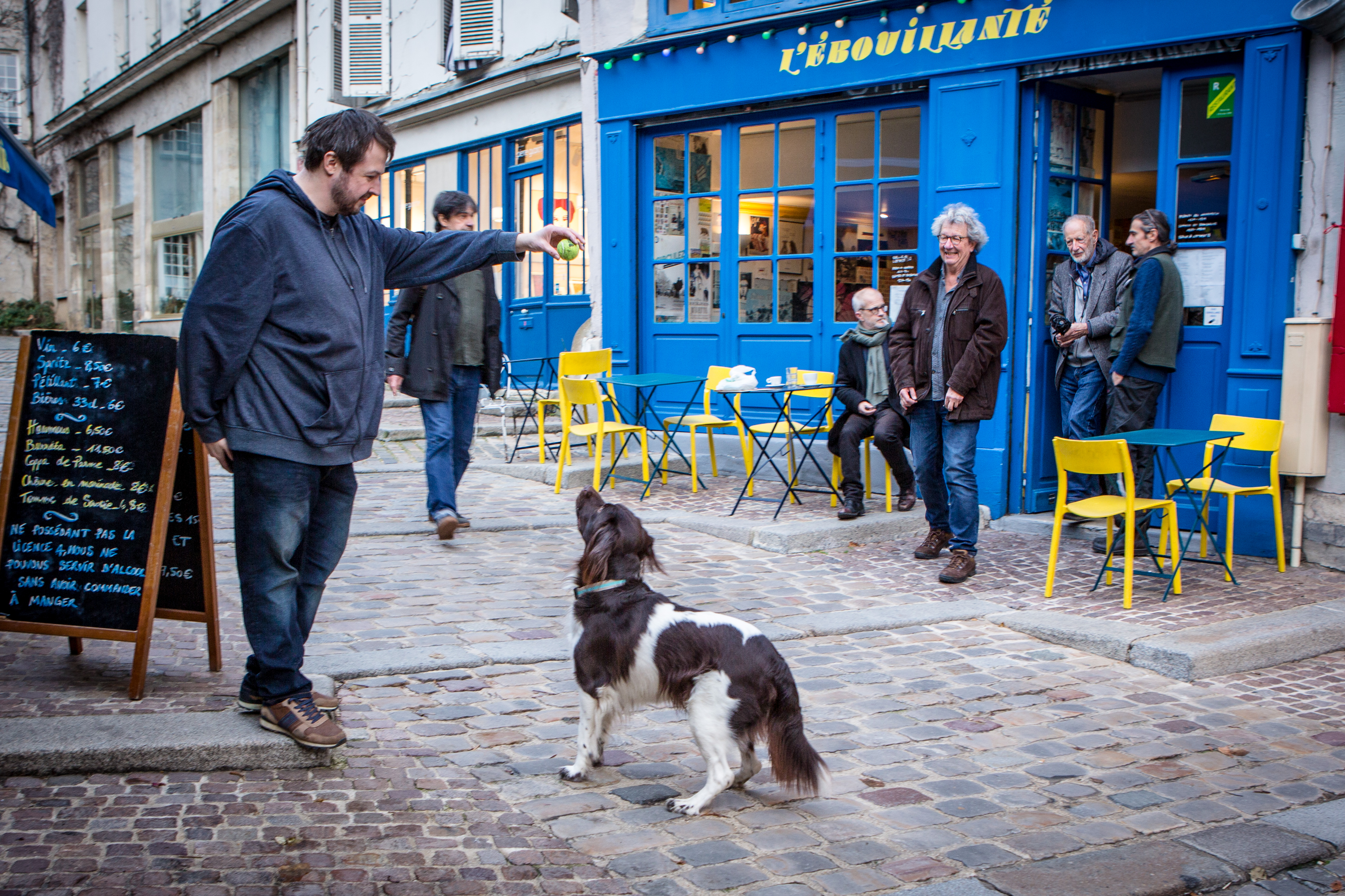 Se faire photographier avec son chien par photographe spécialiste animaux de compagnie, Paris, Bourges, Toulouse