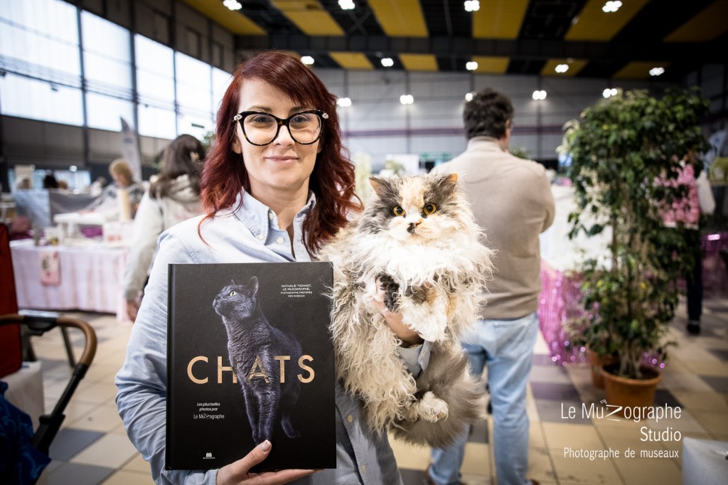 Tyféne Bettefort et son selkirk rex de la chatterie Bibidi coon's